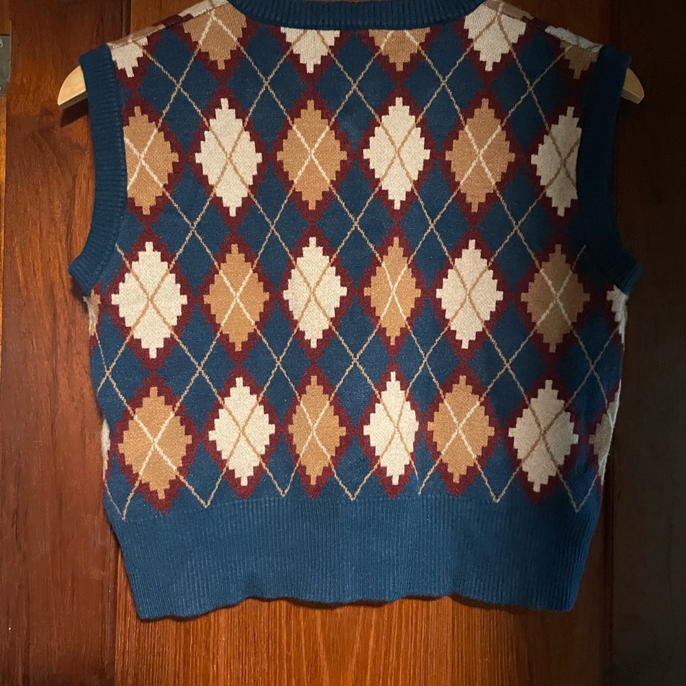 Argyle Knit Sweater Vest in Teal and Cream